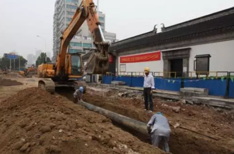 RTK管道測量現場(chǎng)